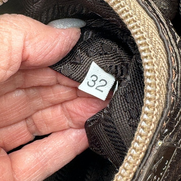 Prada - Authentic - Tessuto City Terra (Olive green) - Picture 11 of 14